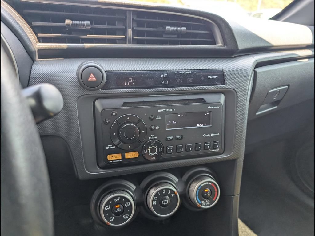 Used 2012 Scion tC FWD image 16