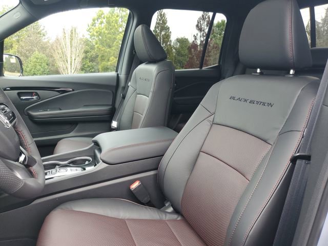 New 2026 Honda Ridgeline Black Edition image 13