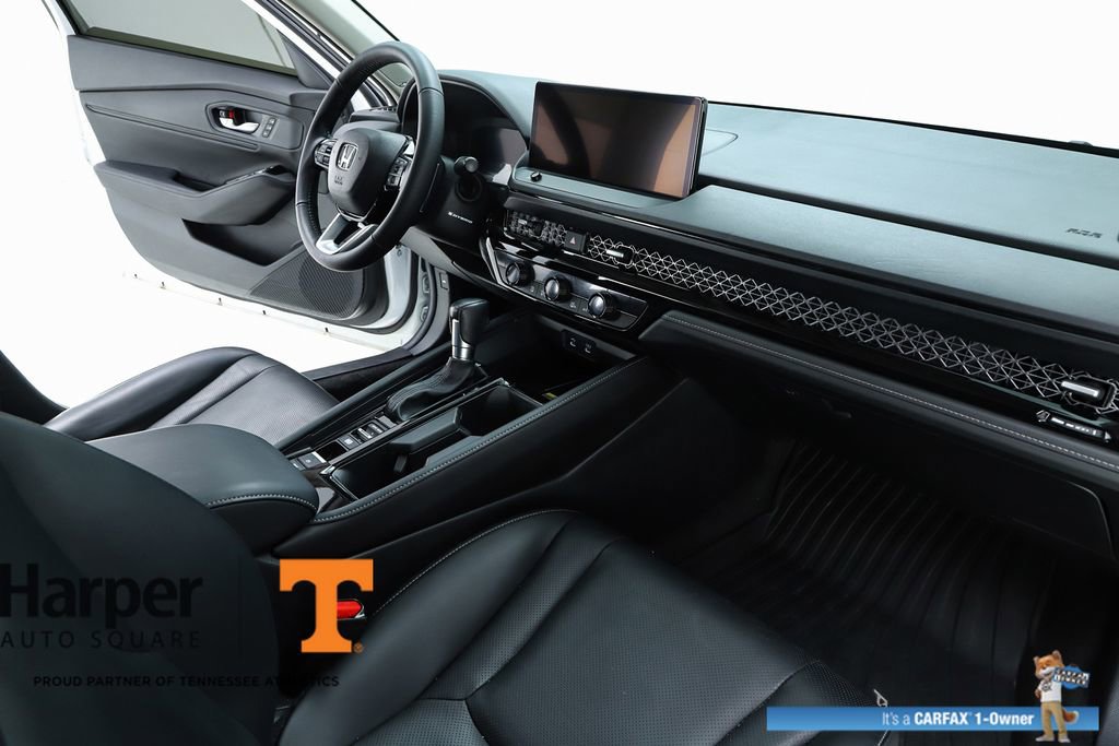 Used 2023 Honda Accord Touring image 32