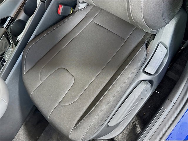 New 2025 Hyundai Elantra SEL image 24