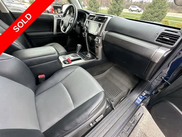 Used 2021 Toyota 4Runner SR5 Premium w/ Moonroof Package AWD/4WD image 23