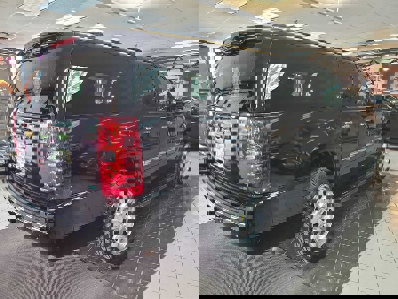 Used 2012 Chevrolet Suburban LTZ image 5