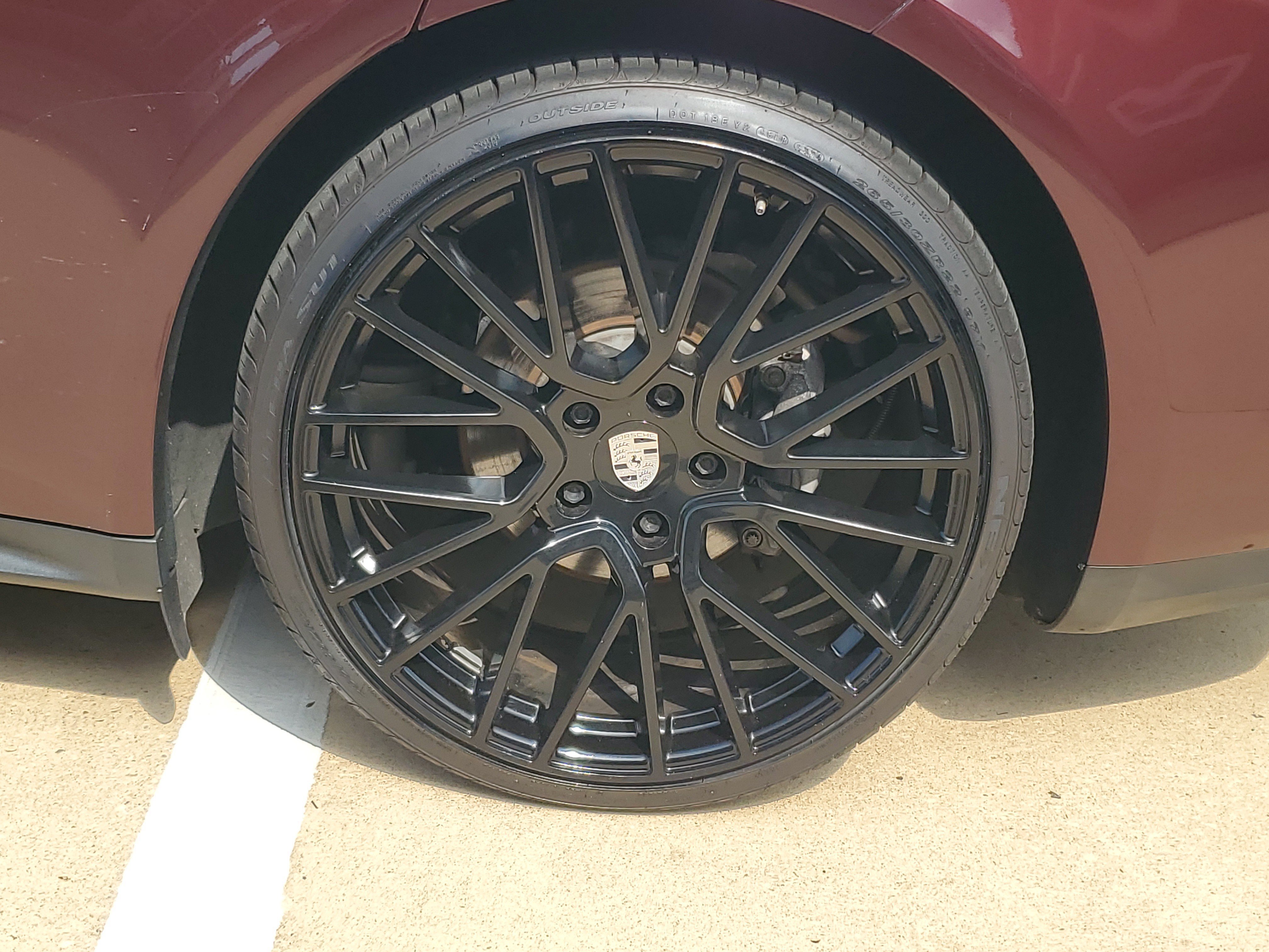 Used 2020 Porsche Panamera 4 AWD/4WD image 11