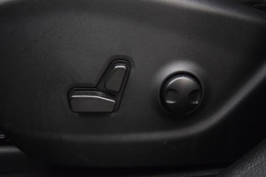 Used 2022 Jeep Cherokee Latitude Lux FWD image 27