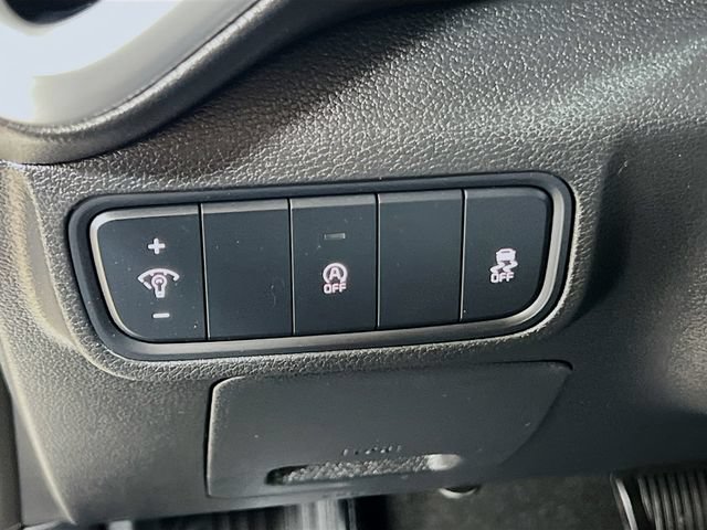 Certified 2022 Kia Soul LX FWD image 10