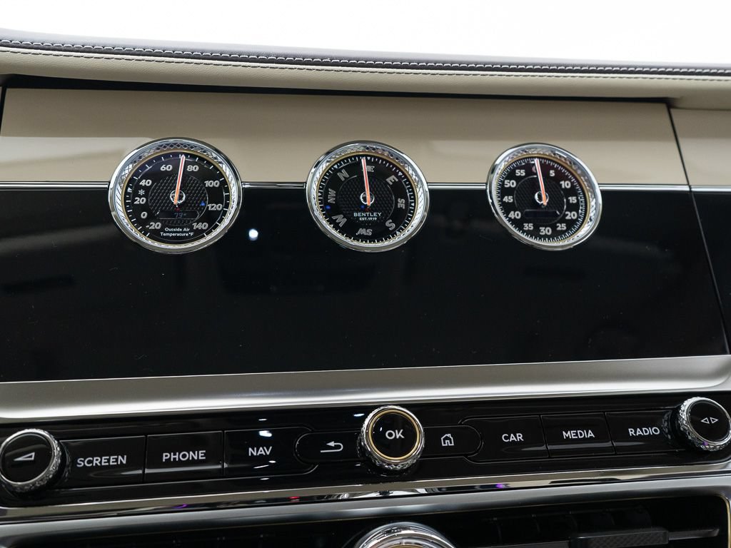 Used 2026 Bentley Flying Spur Plug-In Hybrid AWD/4WD image 41