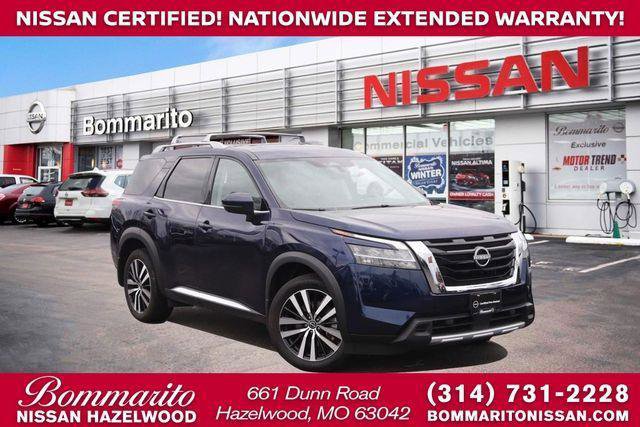 Used 2024 Nissan Pathfinder Platinum image 1
