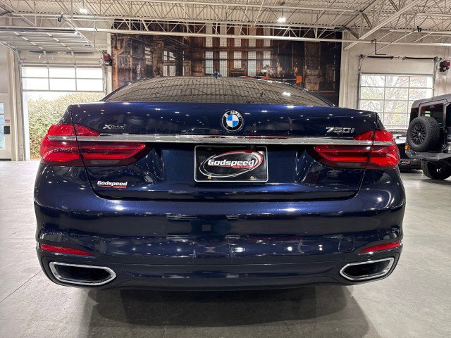 Used 2016 BMW 750i xDrive AWD/4WD image 41