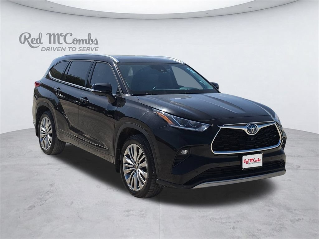 Used 2023 Toyota Highlander Platinum FWD image 10