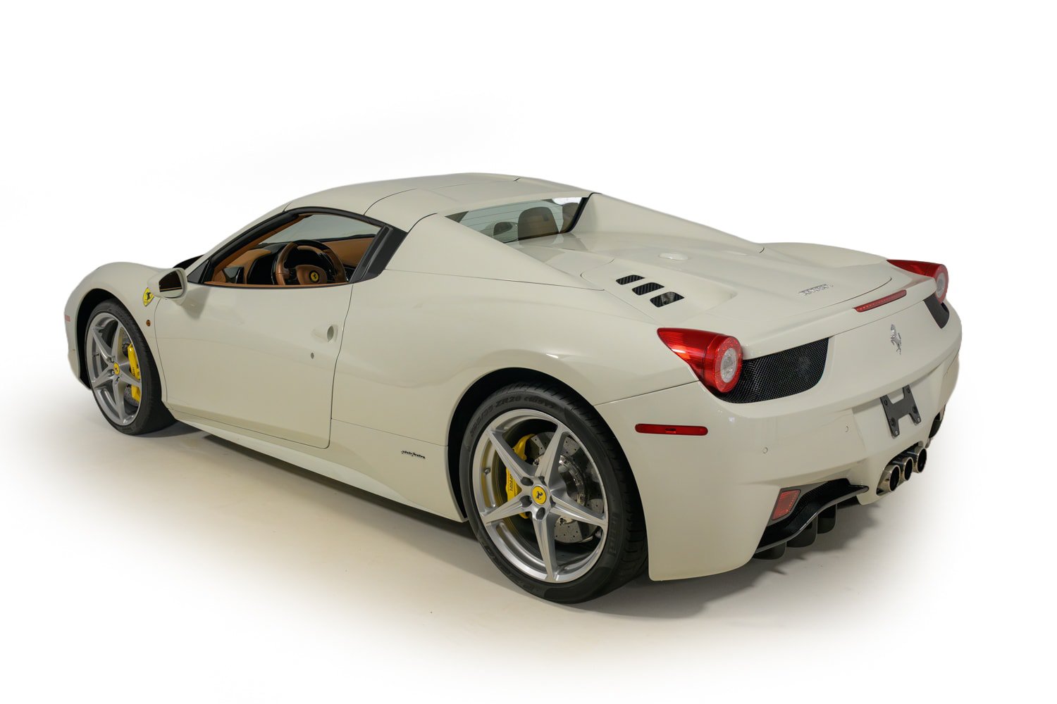 Used 2015 Ferrari 458 Spider RWD image 4