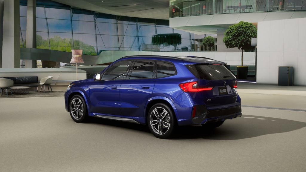 Used 2025 BMW X1 xDrive28i w/ M Sport Package AWD/4WD image 26