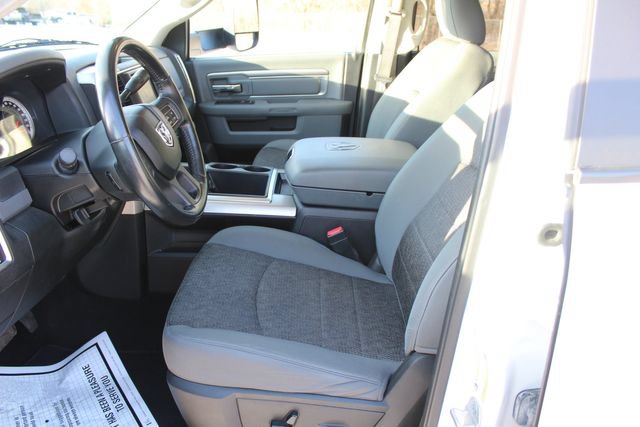 Used 2014 RAM 3500 Big Horn AWD/4WD image 19