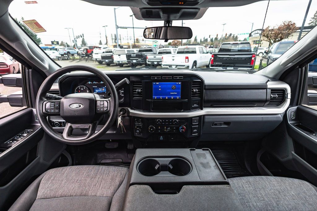 Used 2024 Ford F350 XLT image 25