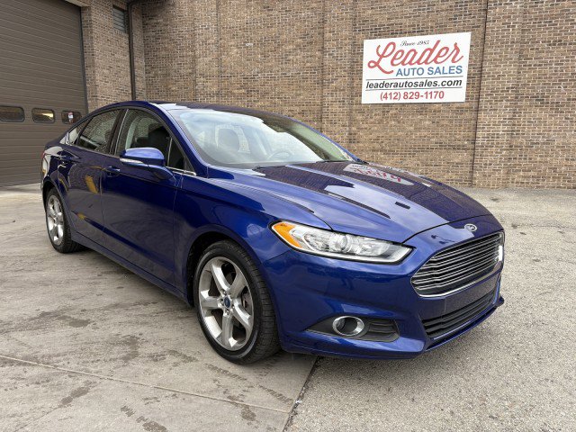 Used 2015 Ford Fusion SE w/ Equipment Group 201A image 1