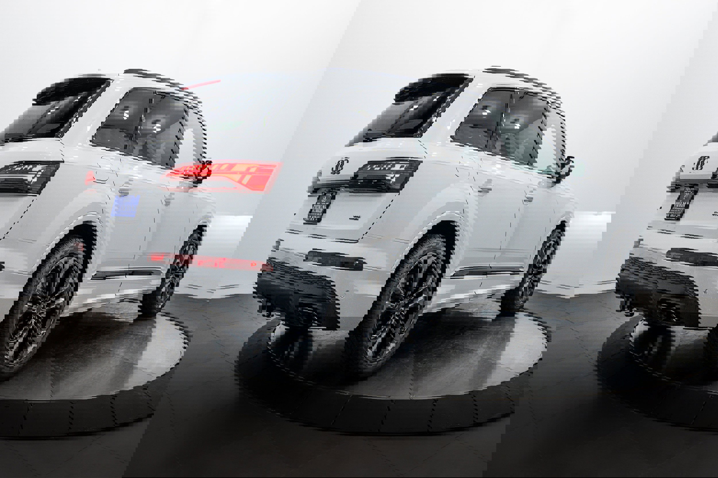 New 2026 Audi Q7 3.0T Premium Plus image 4