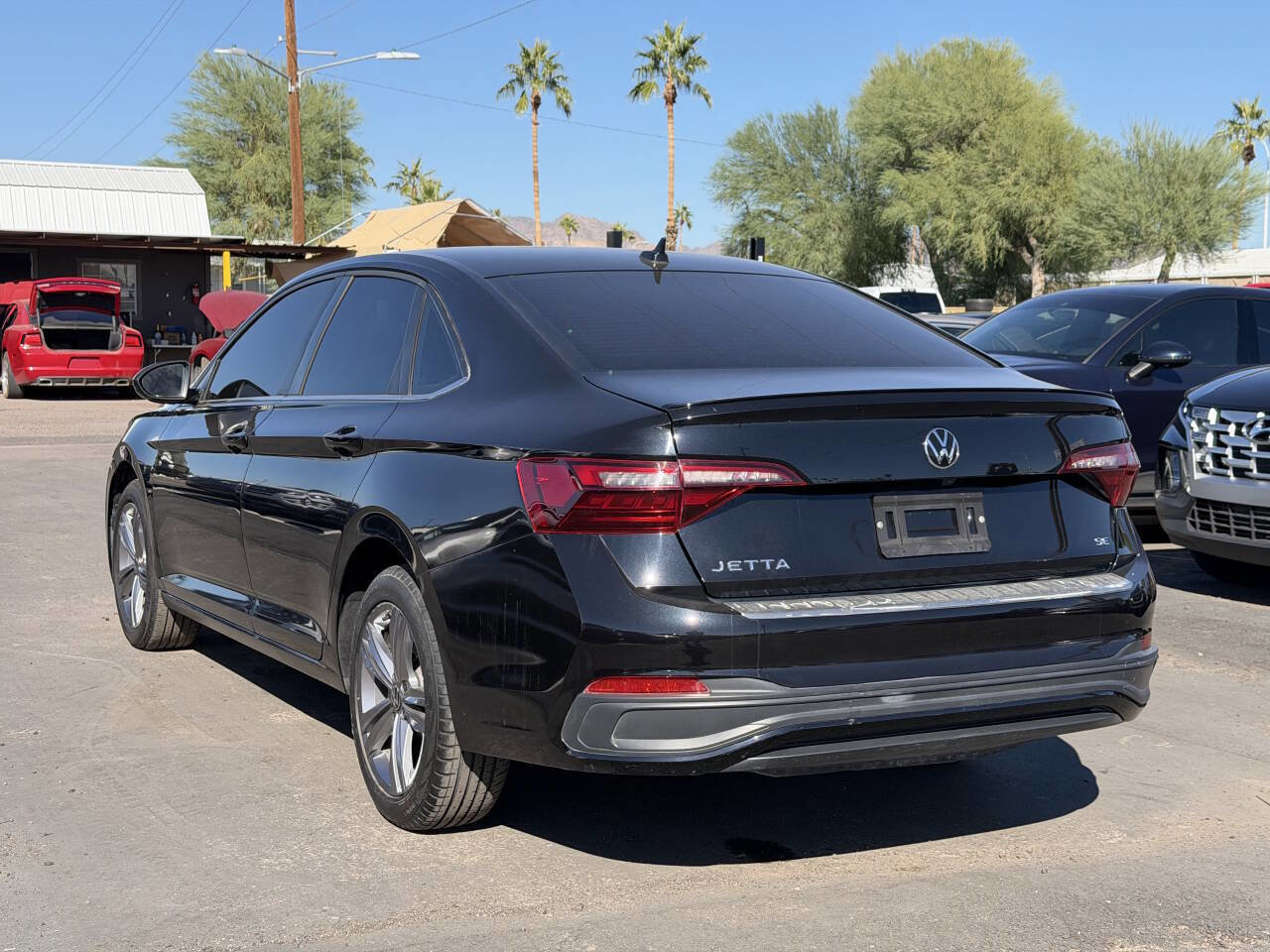 Used 2023 Volkswagen Jetta SE image 7