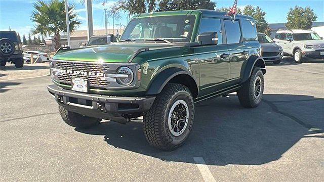 New 2025 Ford Bronco Badlands image 7