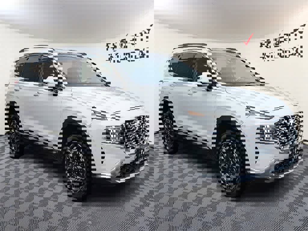 Used 2023 Hyundai Santa Fe SEL Premium image 3