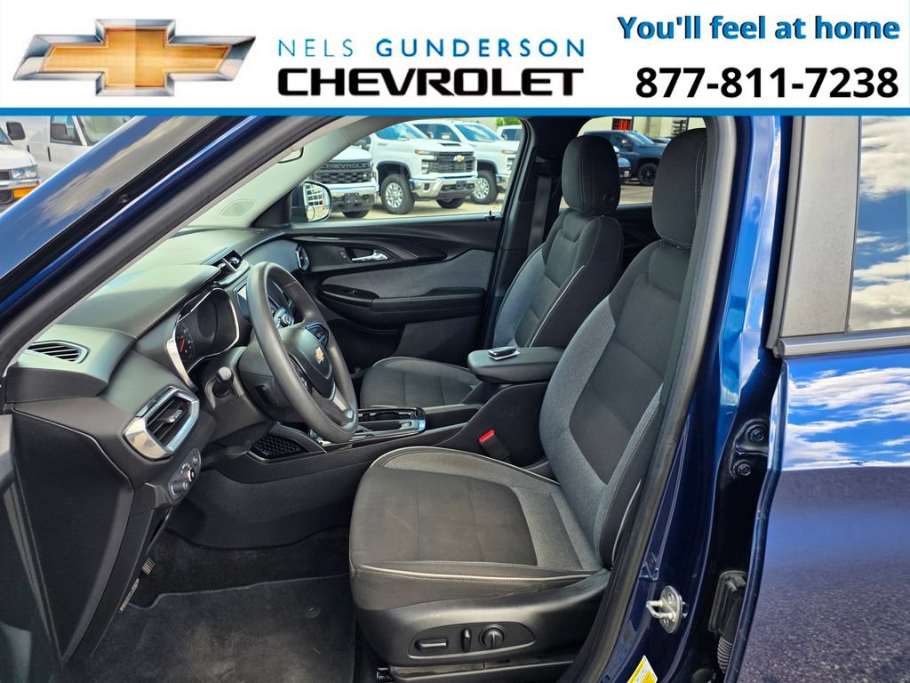 Used 2022 Chevrolet TrailBlazer LT FWD image 14