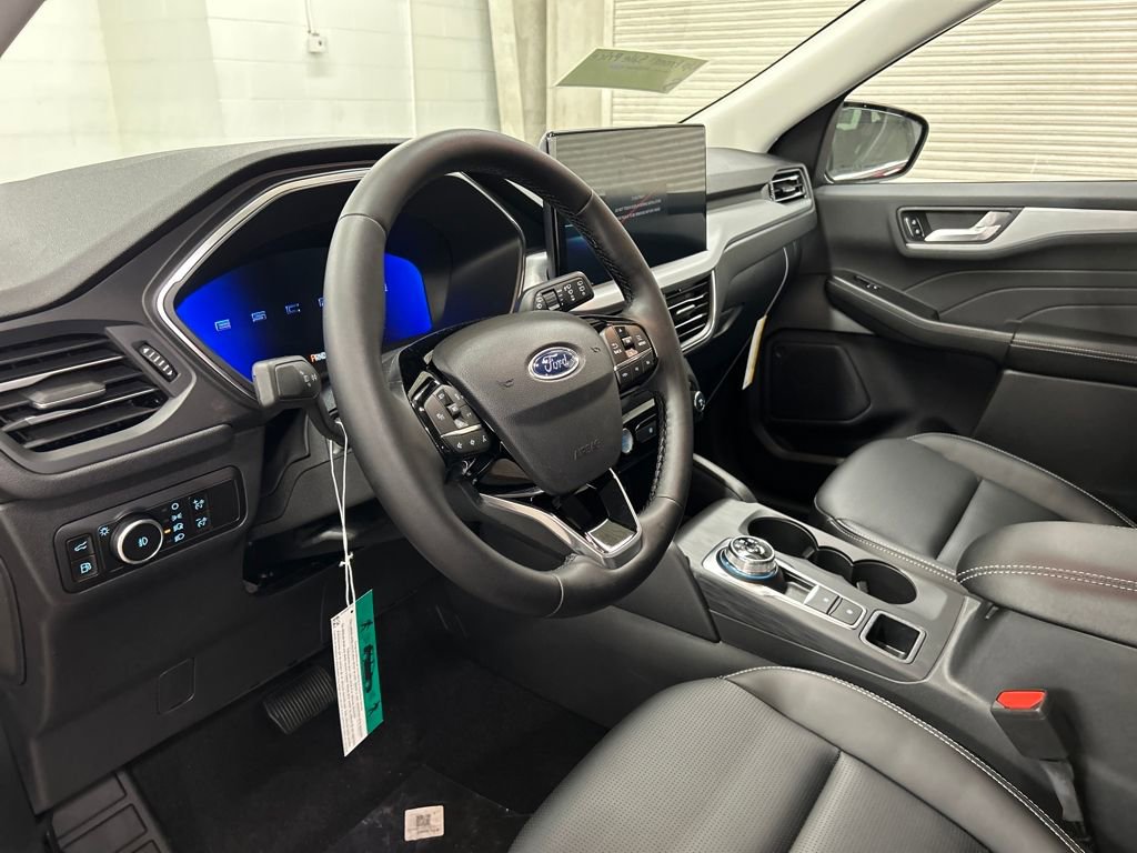 New 2026 Ford Escape Platinum image 6