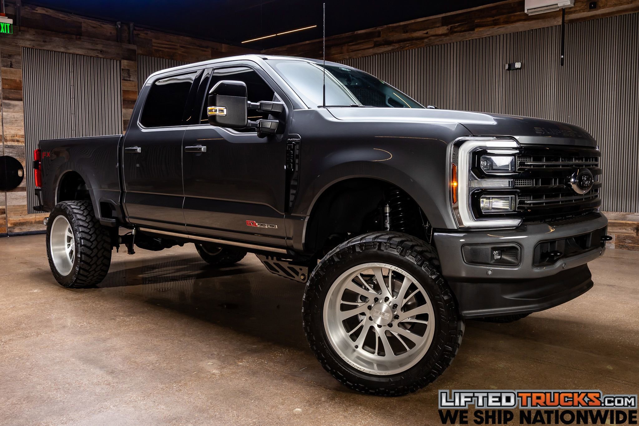 Used 2025 Ford F250 Platinum image 1