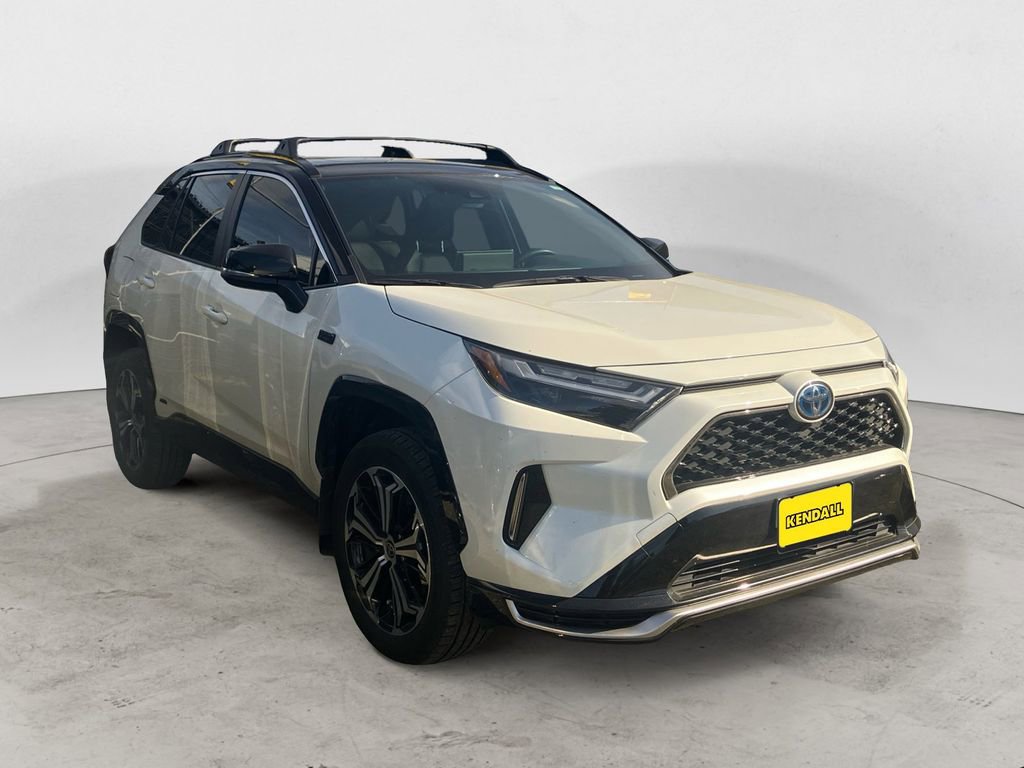 Used 2022 Toyota RAV4 XSE w/ Weather Package image 2