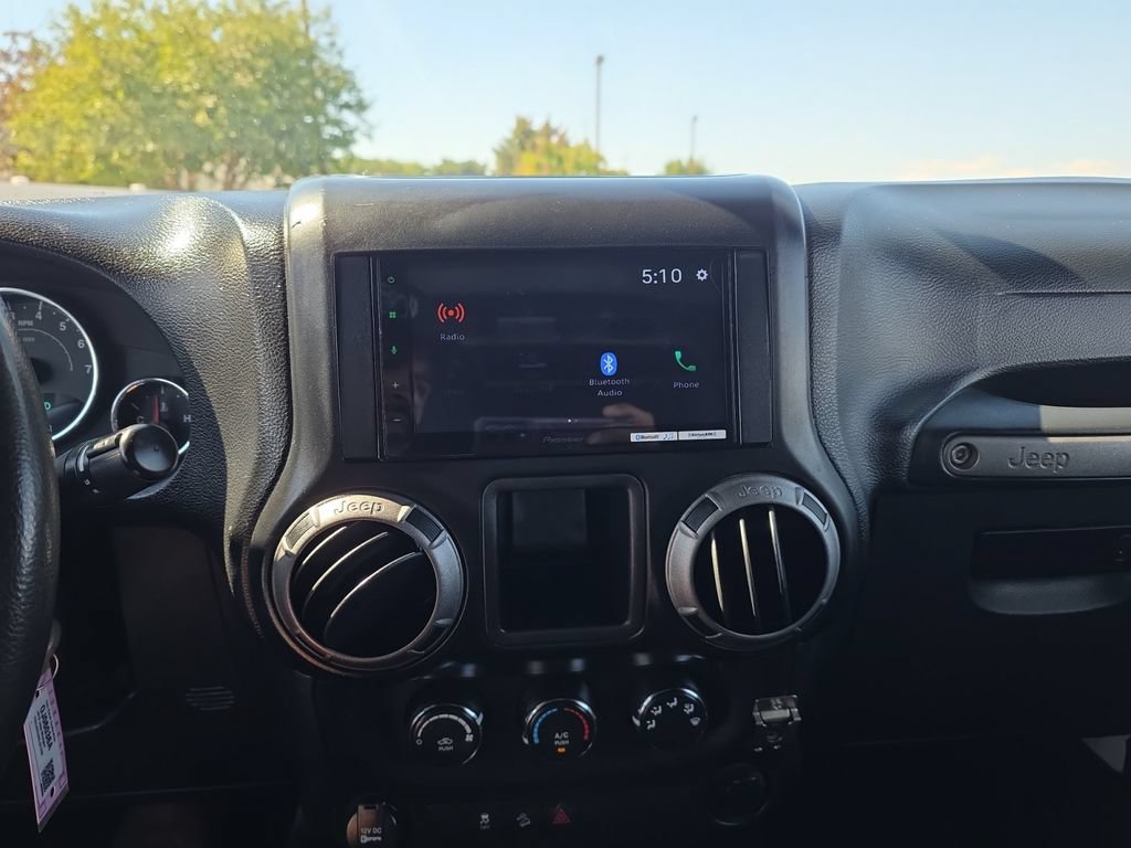 Used 2012 Jeep Wrangler Sport AWD/4WD image 18