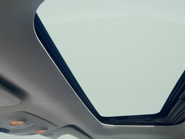 Used 2017 GMC Acadia Limited SLT image 26