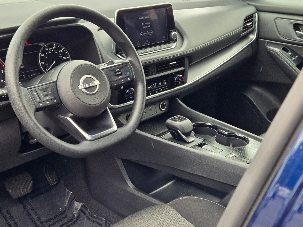 Used 2024 Nissan Rogue SV FWD image 24