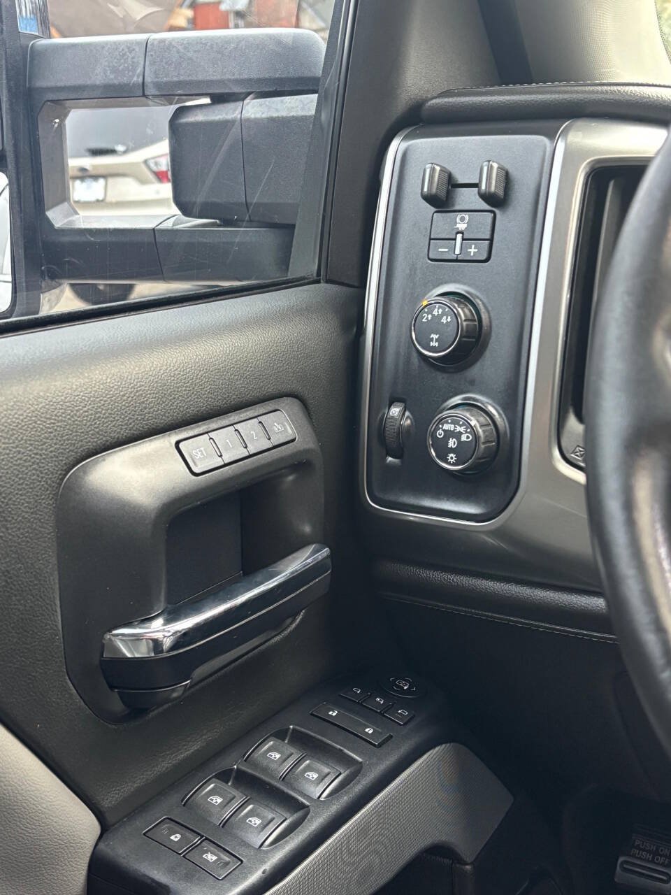 Used 2016 Chevrolet Silverado 2500 LTZ w/ Duramax Plus Package AWD/4WD image 24