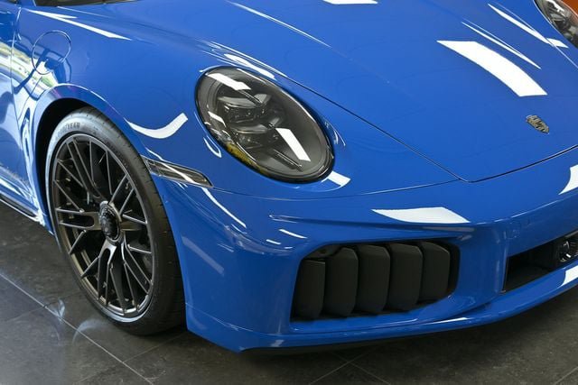Used 2026 Porsche 911 Turbo S AWD/4WD image 5