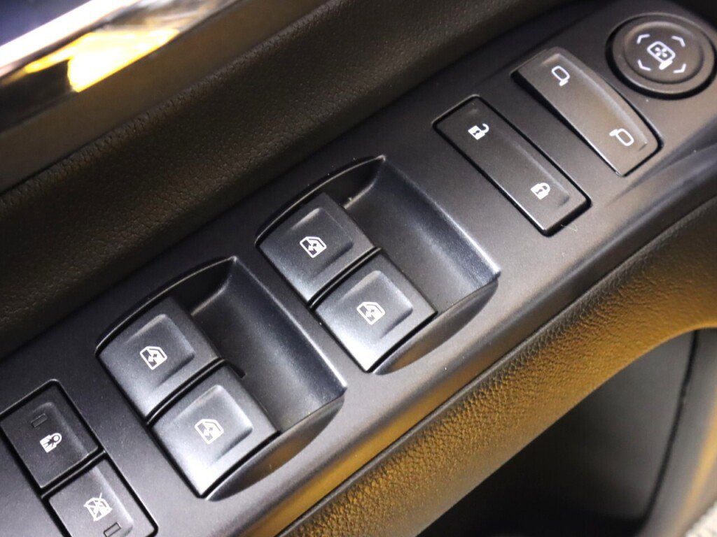 Used 2018 Chevrolet Silverado 1500 W/T w/ Trailering Package AWD/4WD image 24