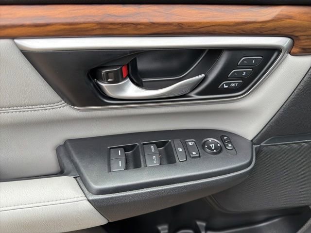 Used 2022 Honda CR-V Touring image 13