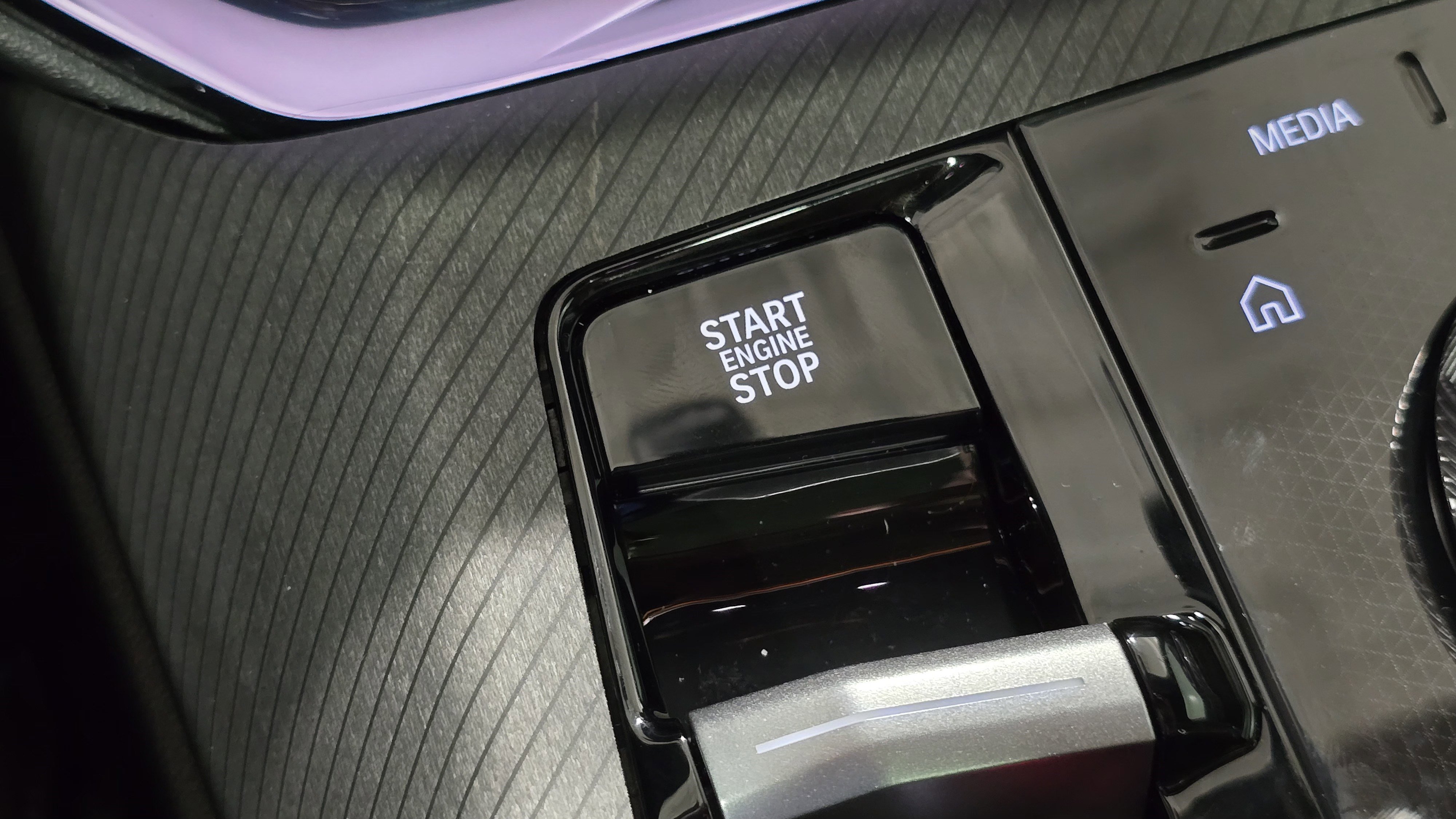 New 2026 BMW X3 xDrive30 w/ Convenience Package image 18