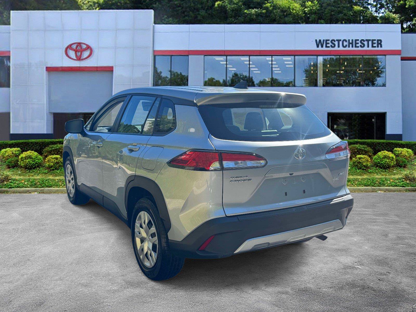 Certified 2024 Toyota Corolla Cross L AWD/4WD image 5
