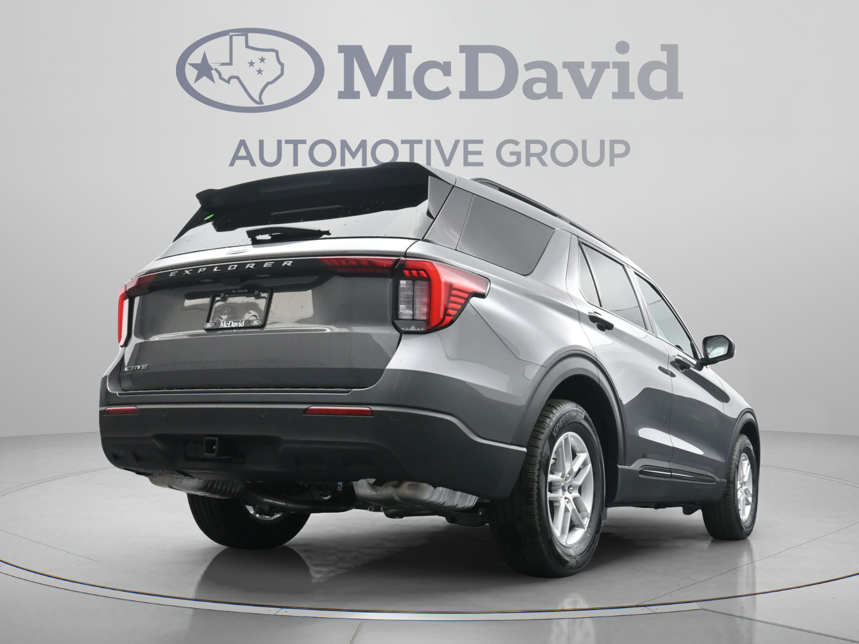 New 2026 Ford Explorer Active RWD image 16