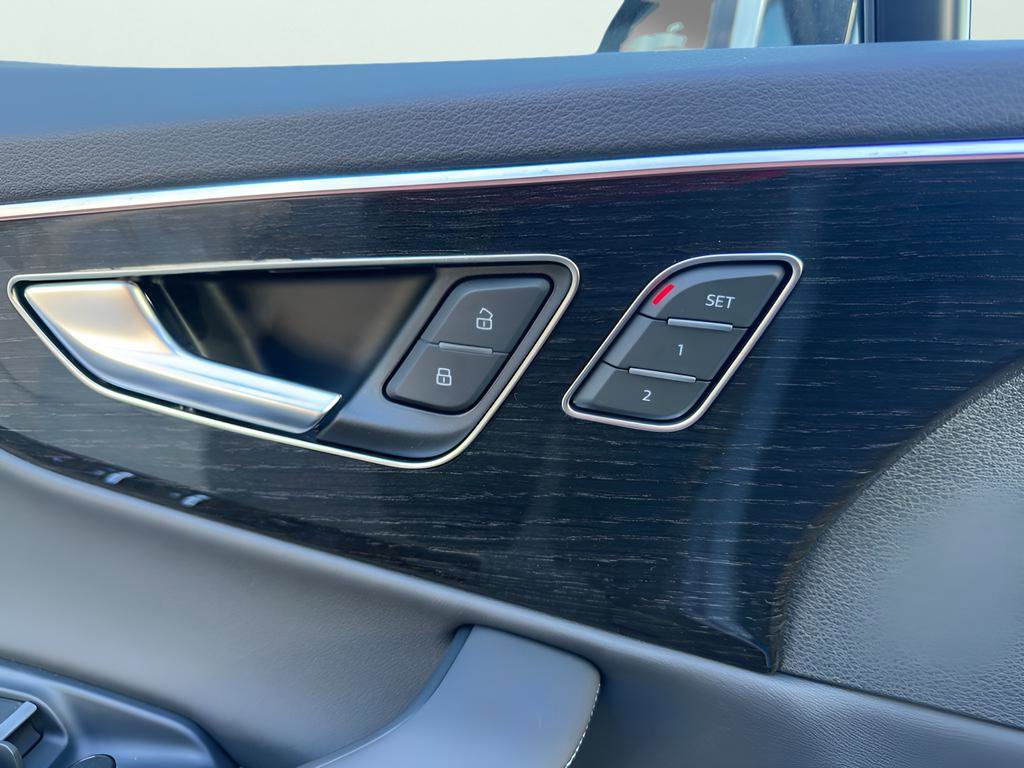 New 2026 Audi Q7 3.0T Premium Plus AWD/4WD image 25