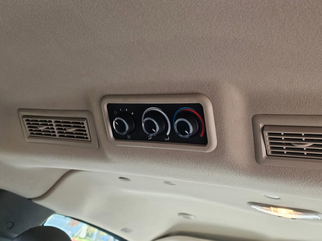 Used 2019 Chevrolet Express 3500 LT w/ LT Preferred Equipment Group image 30