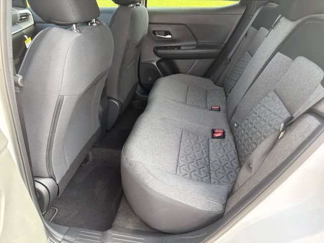 Certified 2026 Nissan Kicks SV w/ SV Premium Package AWD/4WD image 22