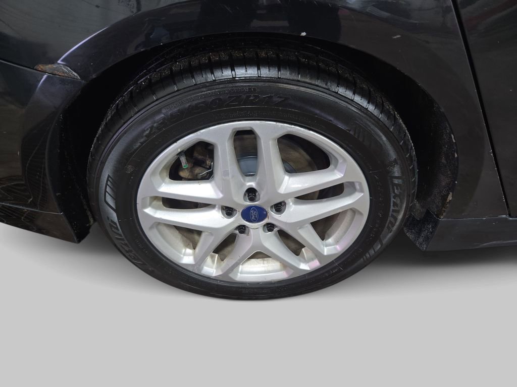 Used 2014 Ford Fusion SE image 32