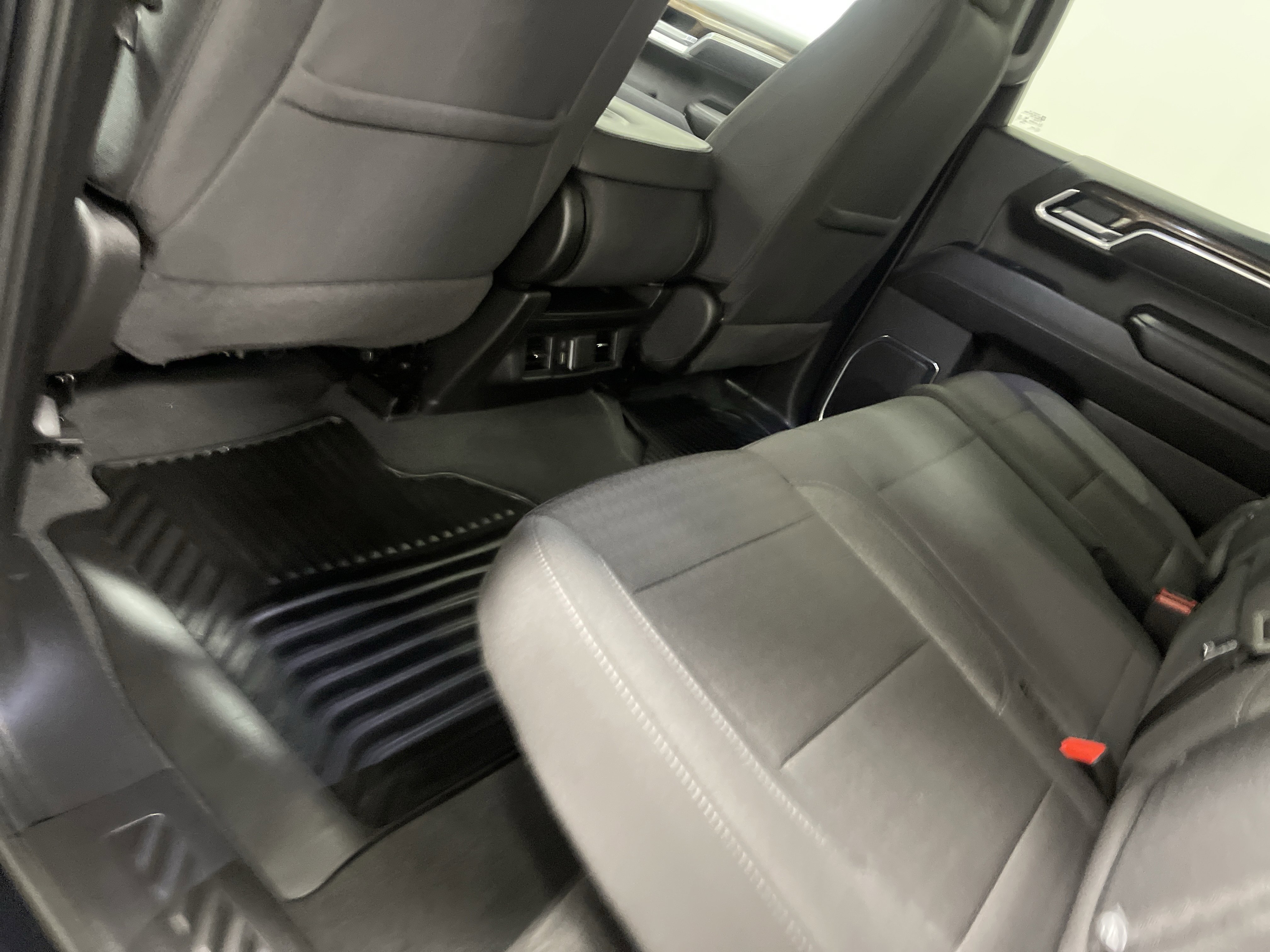 Used 2025 GMC Sierra 1500 Elevation image 15