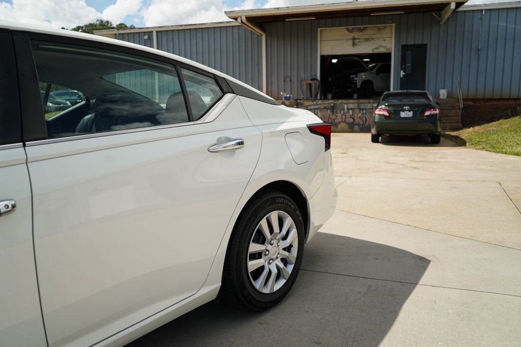 Used 2020 Nissan Altima 2.5 S FWD image 21