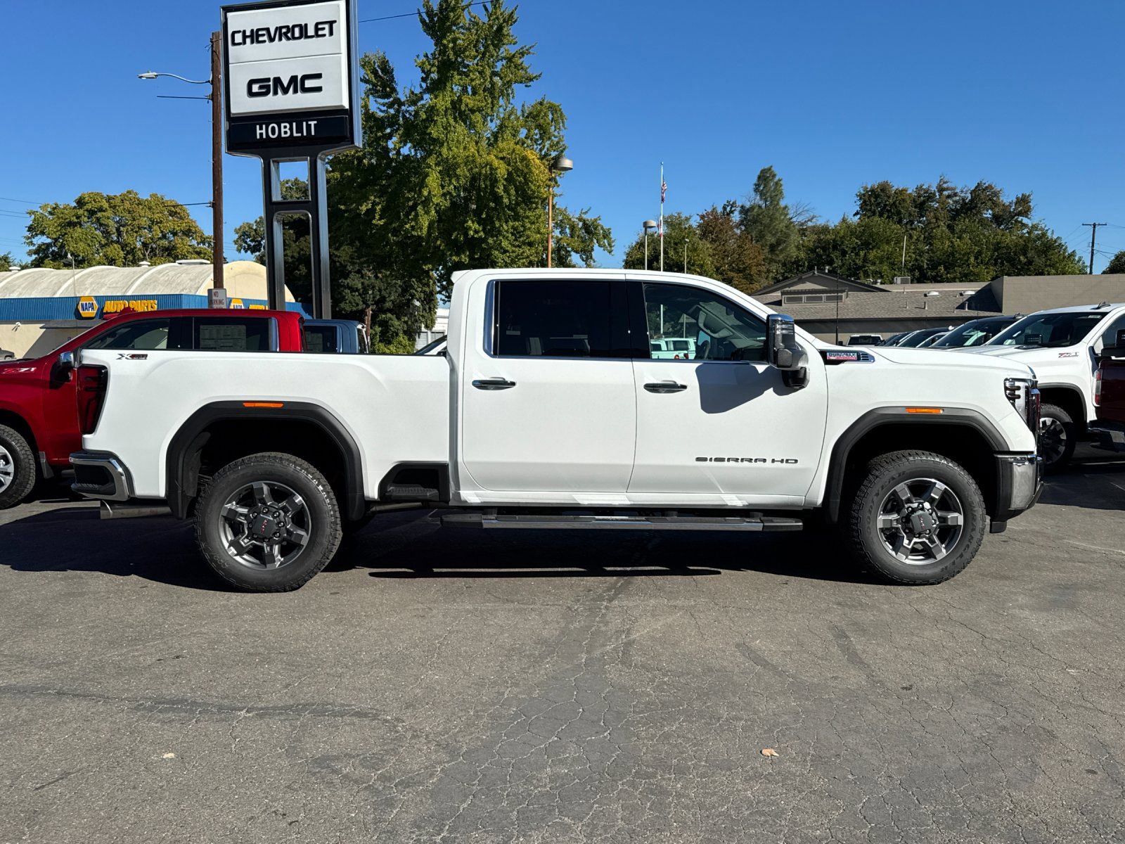 New 2026 GMC Sierra 2500 SLT w/ SLT Premium Package image 2