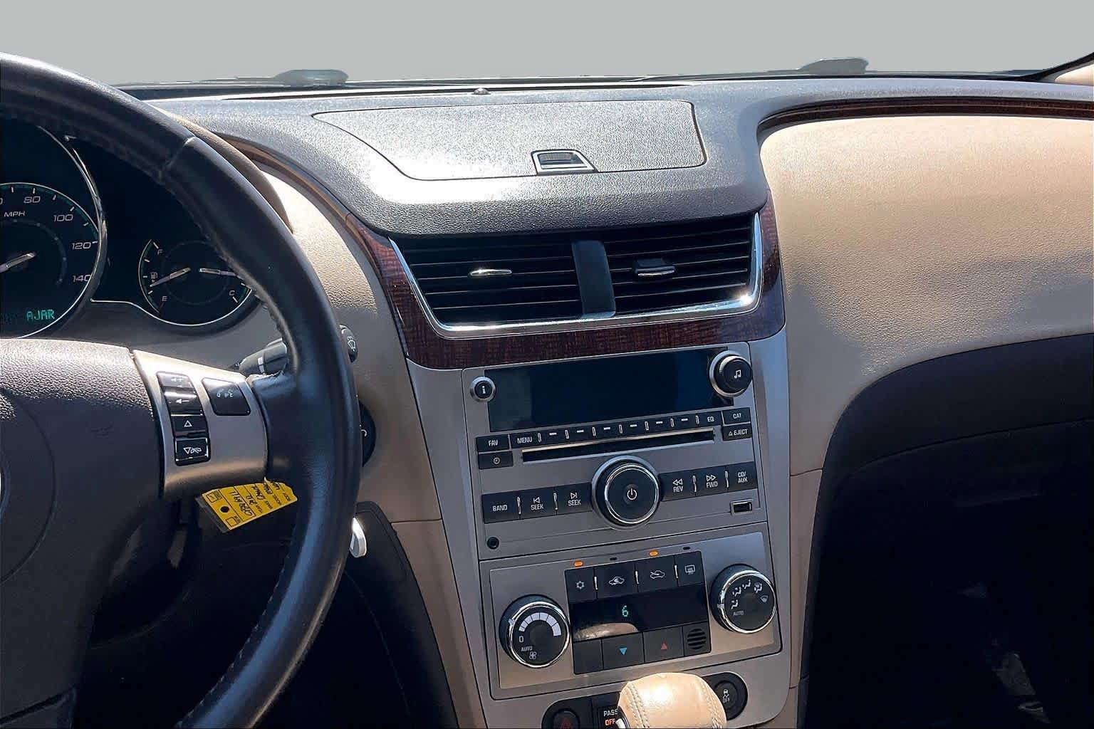 Used 2012 Chevrolet Malibu LTZ FWD image 6
