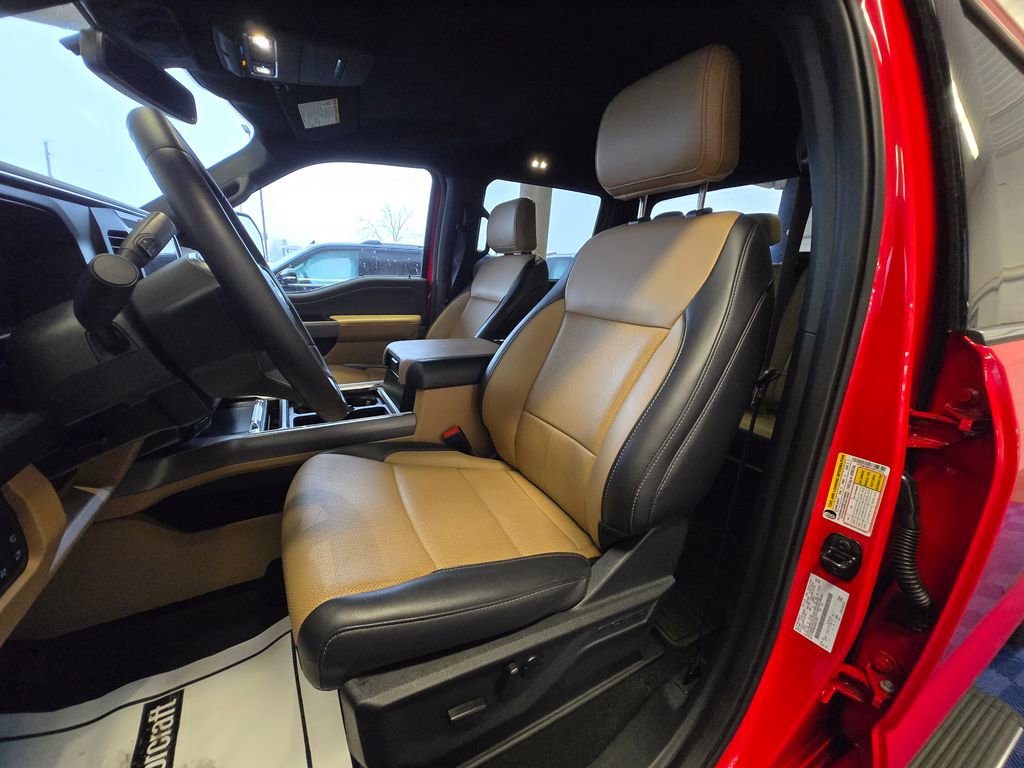 Used 2025 Ford F350 Lariat w/ Chrome Package image 8
