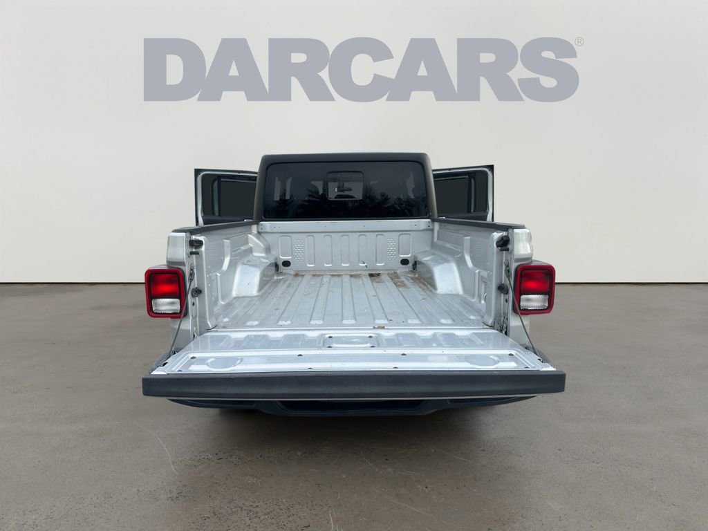 Used 2023 Jeep Gladiator Sport image 28