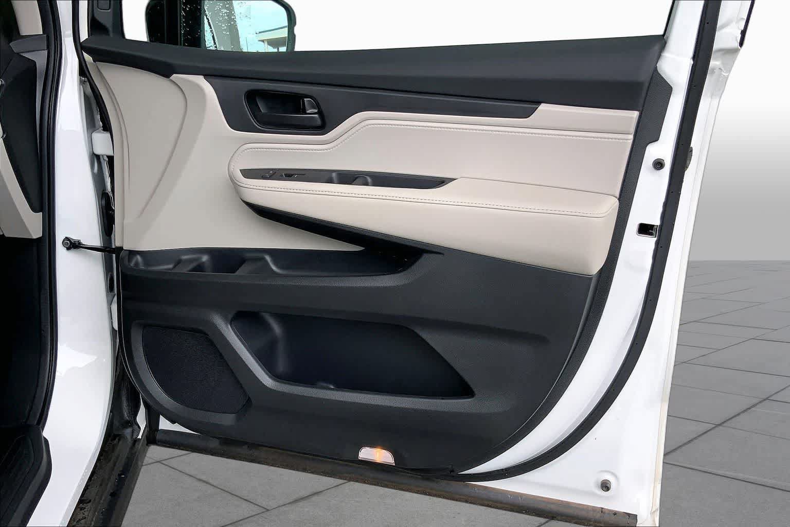 Used 2026 Honda Odyssey EX-L image 45
