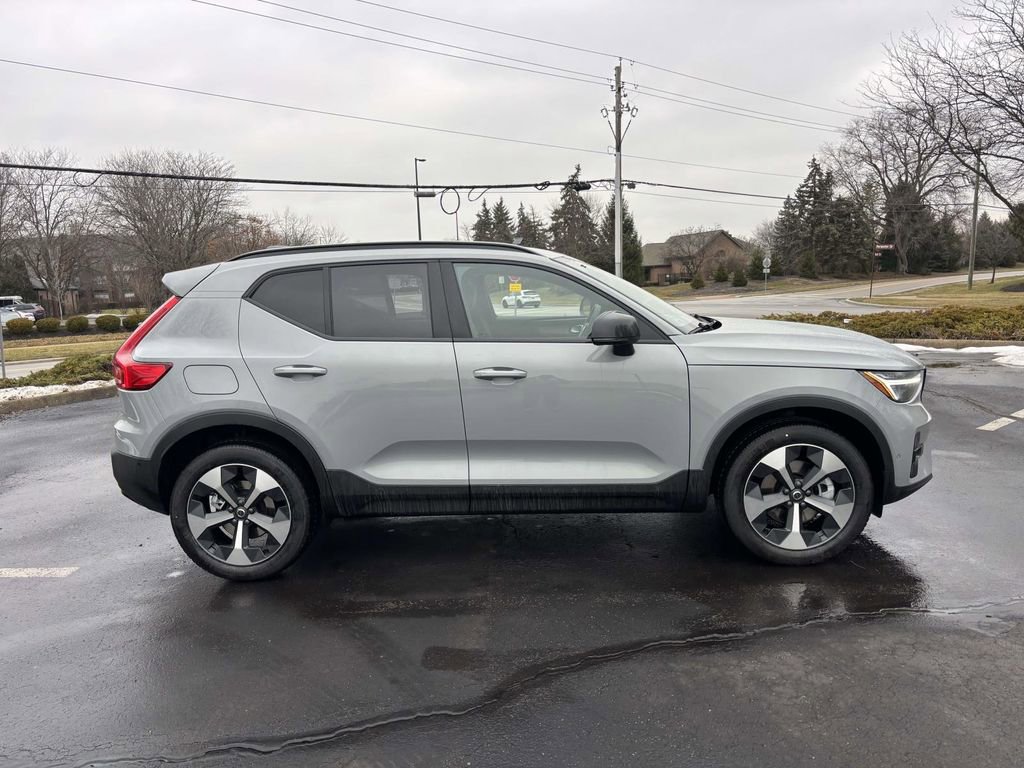 New 2026 Volvo XC40 B5 Plus w/ Protection Package Premier image 8