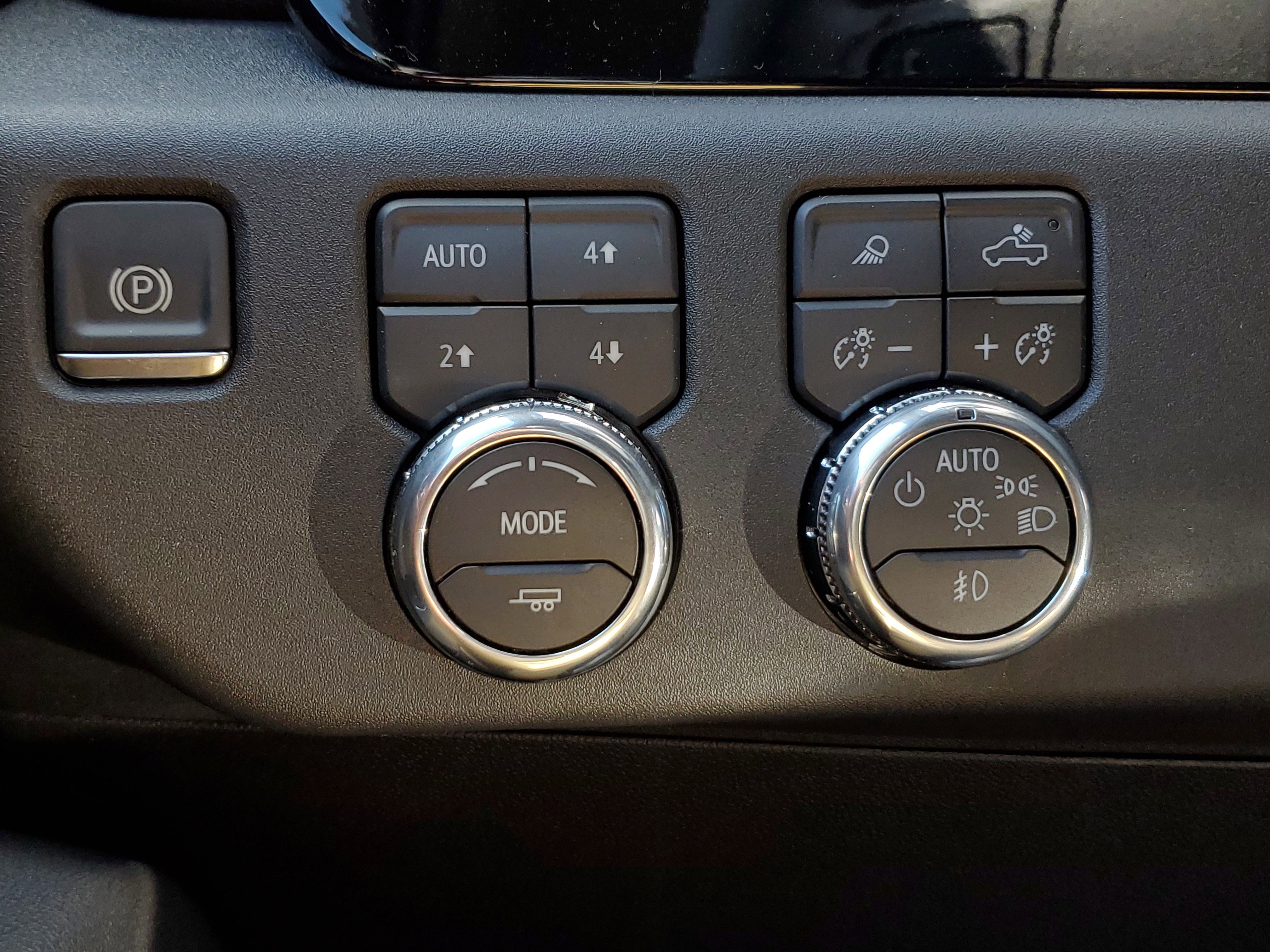 New 2025 GMC Sierra 2500 SLT w/ SLT Convenience Package image 31