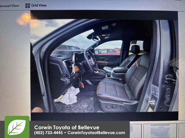 Used 2025 GMC Canyon AT4 AWD/4WD image 12